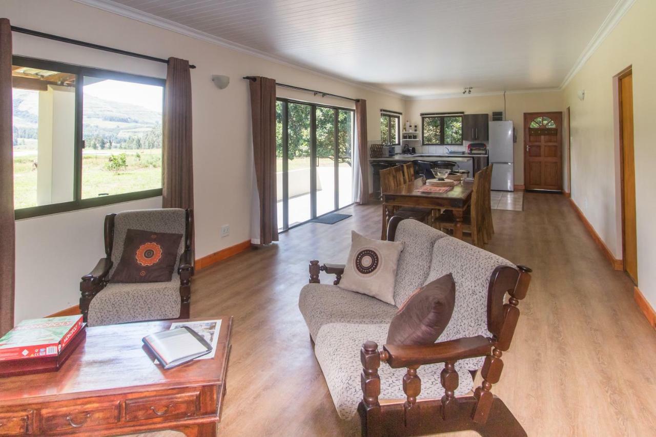 Kamberg Valley Hideaway Rev Estates Eksteriør bilde